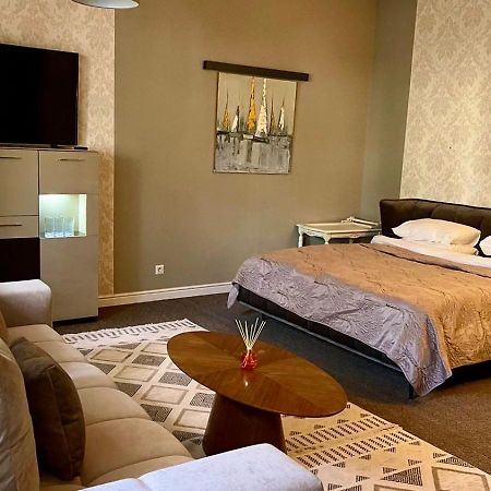 Villa-Sofia Mini-Hotel Odessa Ngoại thất bức ảnh