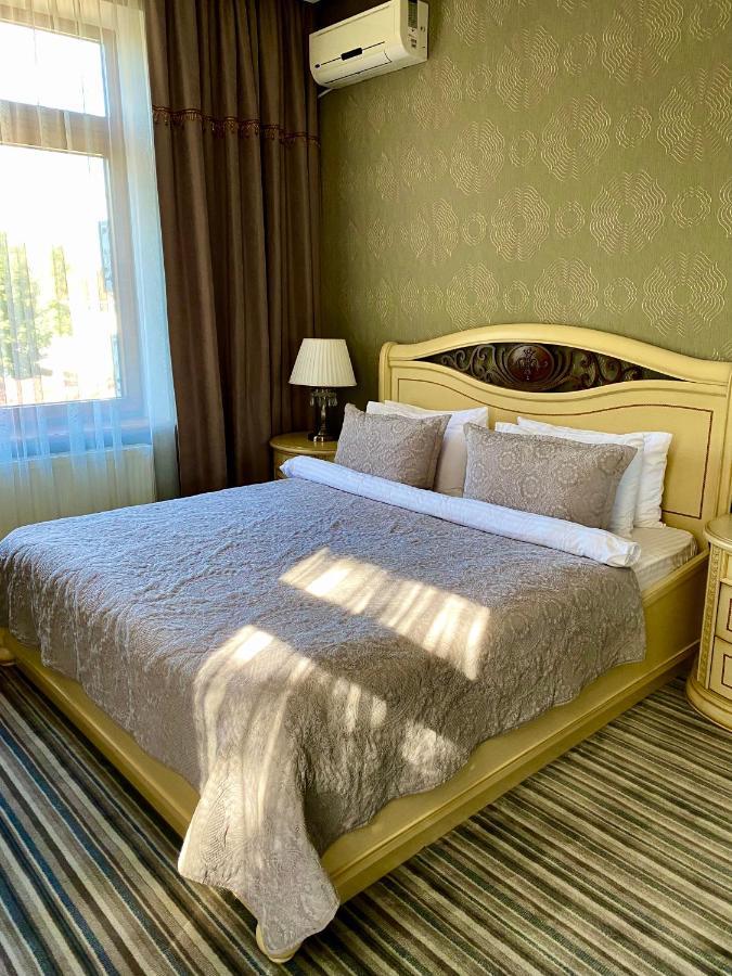 Villa-Sofia Mini-Hotel Odessa Ngoại thất bức ảnh